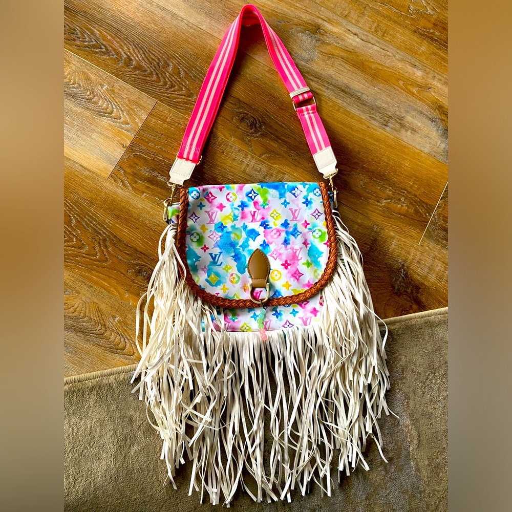 Fringe purse